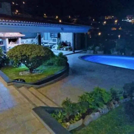 アパート Arcos Grand With Pool *