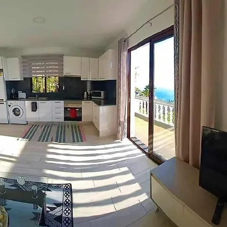 Arcos Grand With Pool Apartmán